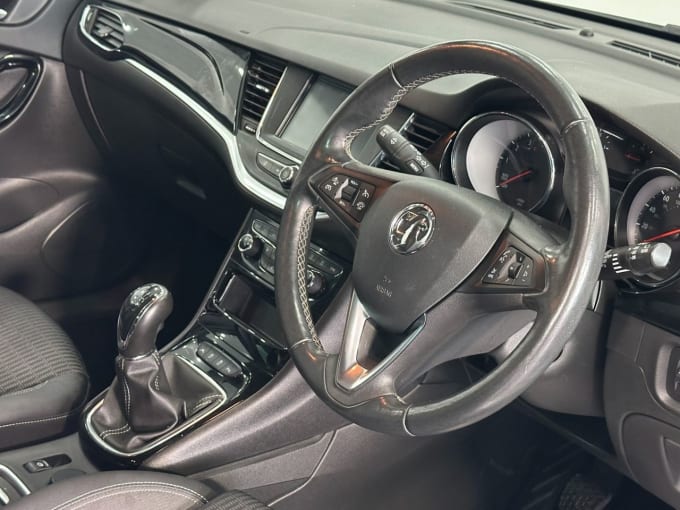 2025 Vauxhall Astra