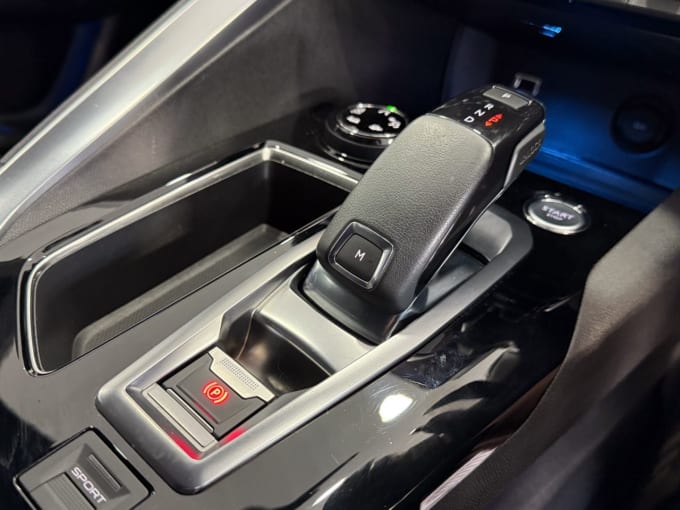 2025 Peugeot 3008