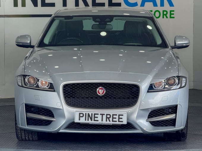 2025 Jaguar Xf