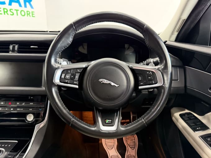 2025 Jaguar Xf