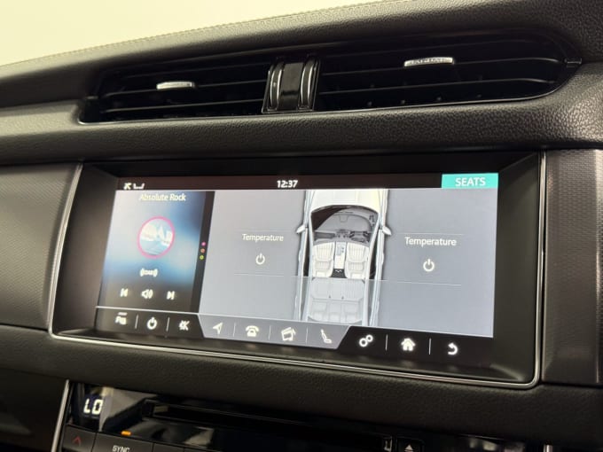 2025 Jaguar Xf