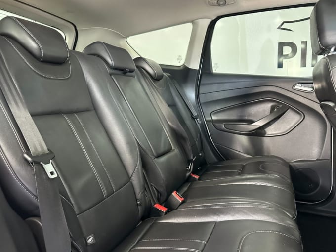 2025 Ford Kuga