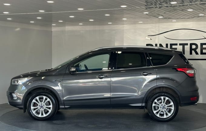 2025 Ford Kuga