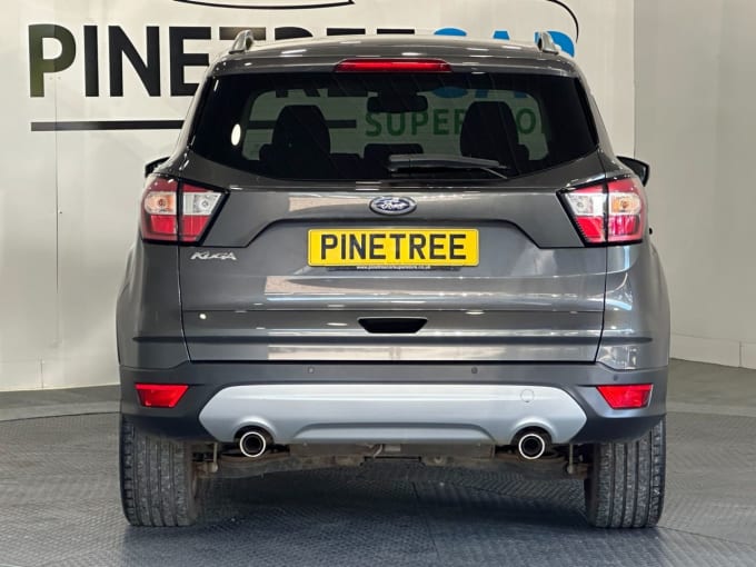 2025 Ford Kuga