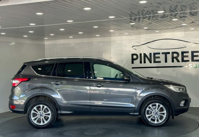 2025 Ford Kuga