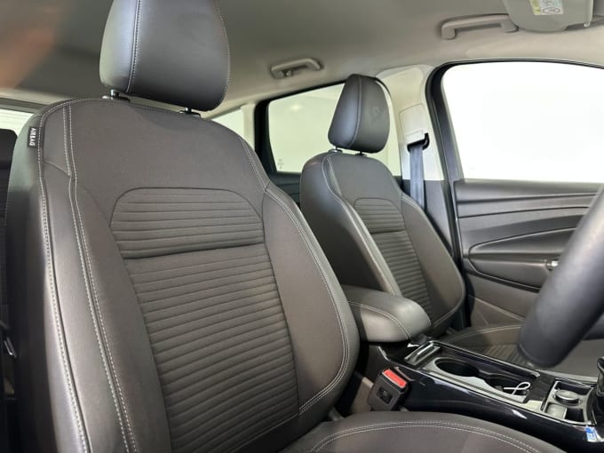 2025 Ford Kuga