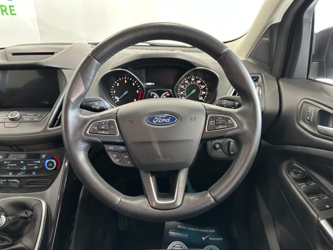2025 Ford Kuga