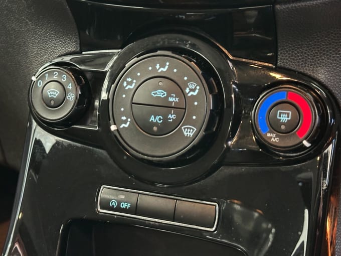 2025 Ford Fiesta