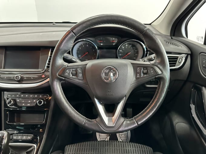 2025 Vauxhall Astra