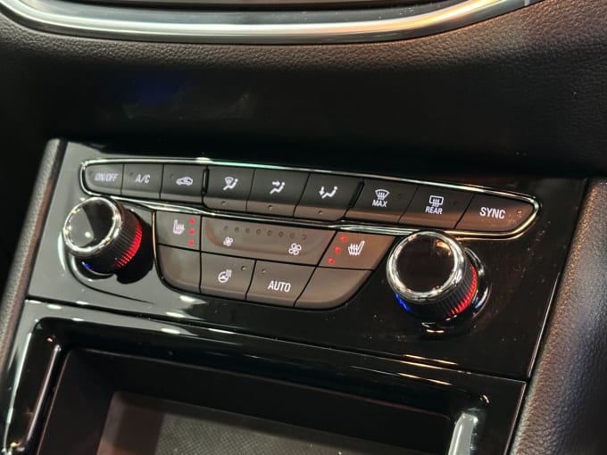 2025 Vauxhall Astra