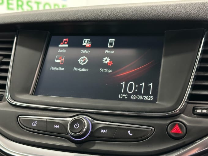 2025 Vauxhall Astra