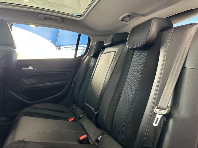 2025 Peugeot 308