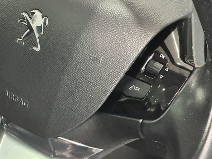 2025 Peugeot 308