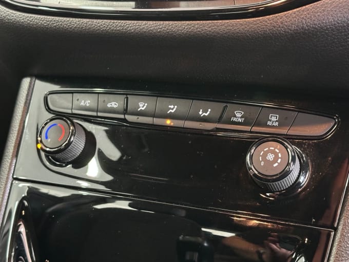 2025 Vauxhall Astra