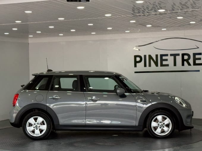 2025 Mini Hatch