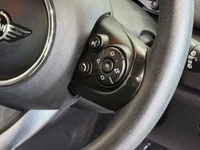 2025 Mini Hatch