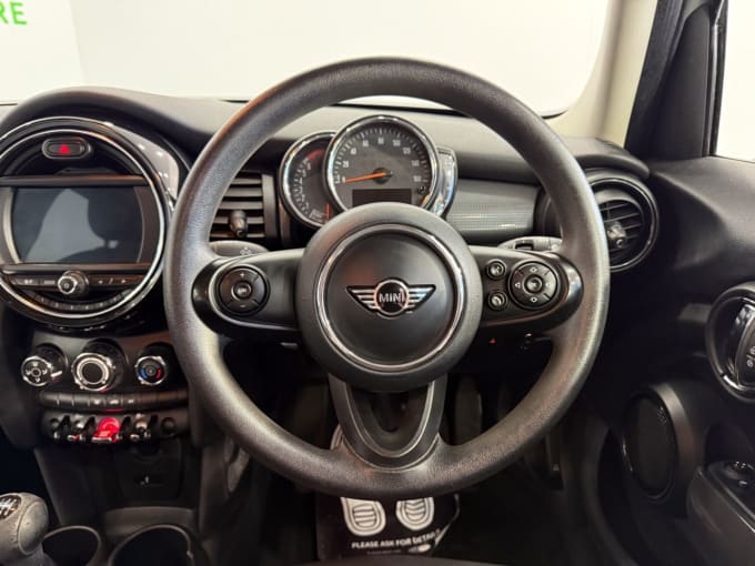 2025 Mini Hatch