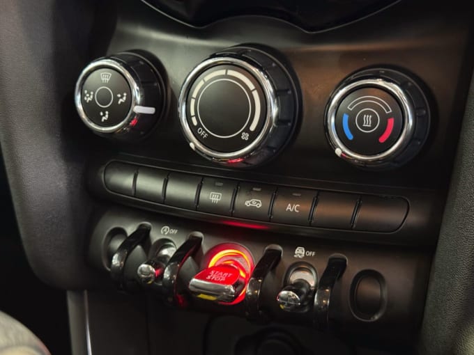 2025 Mini Hatch