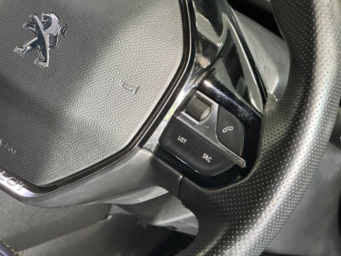 2025 Peugeot 208