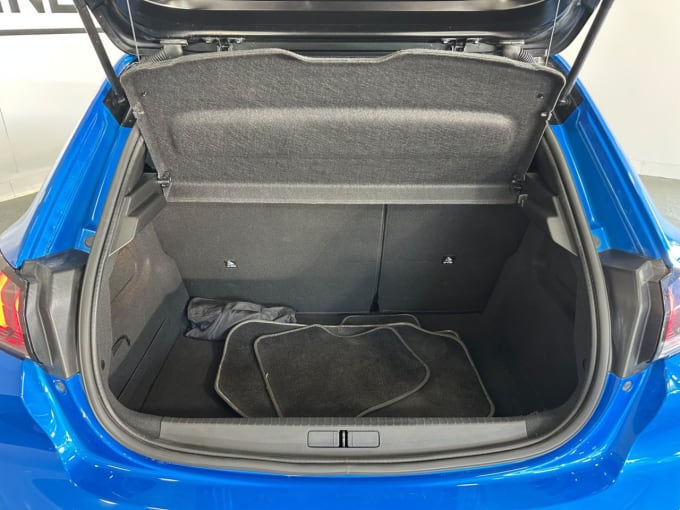 2025 Peugeot 208