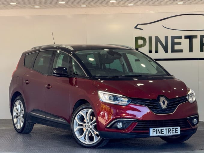 2025 Renault Grand Scenic