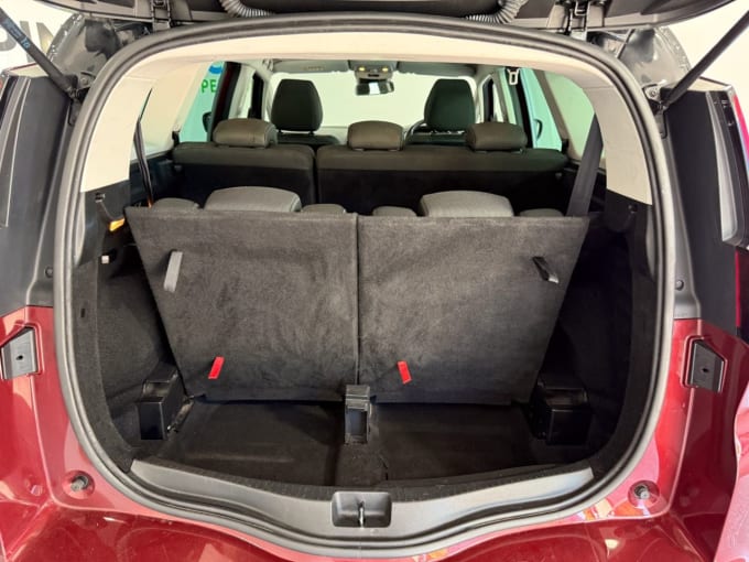 2025 Renault Grand Scenic
