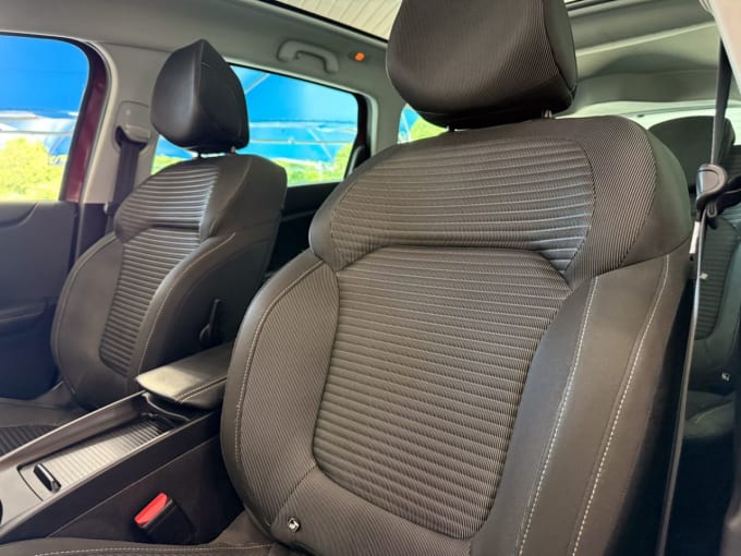 2025 Renault Grand Scenic