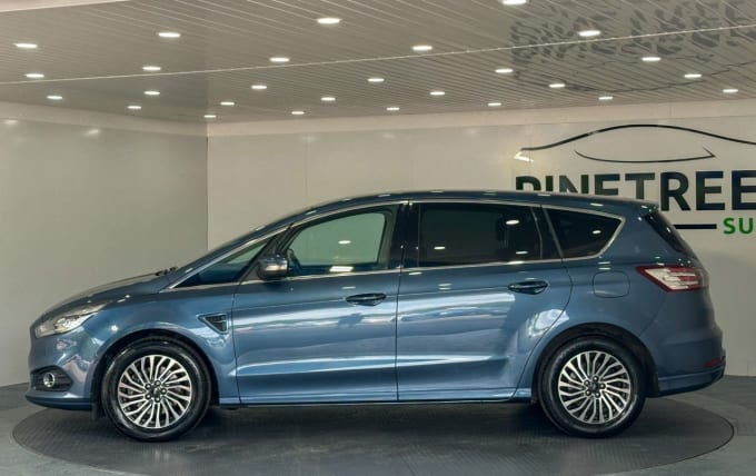 2019 Ford S-max