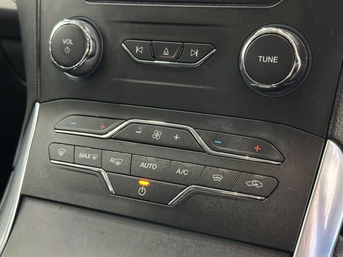 2019 Ford S-max