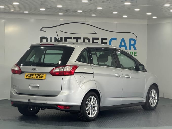 2025 Ford Grand C-max