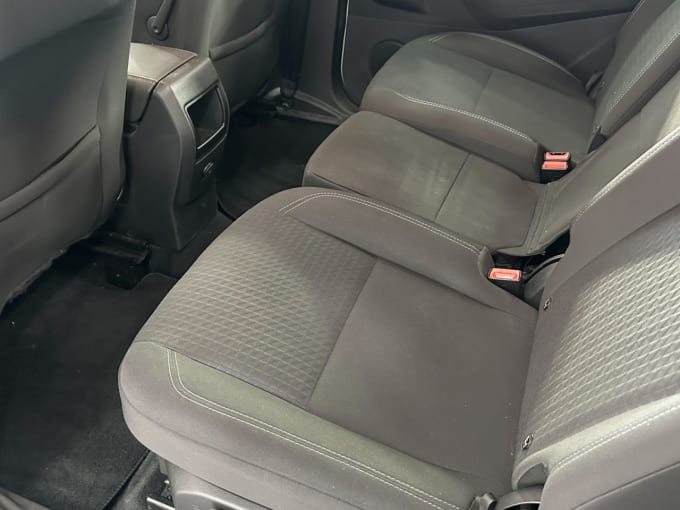 2025 Ford Grand C-max