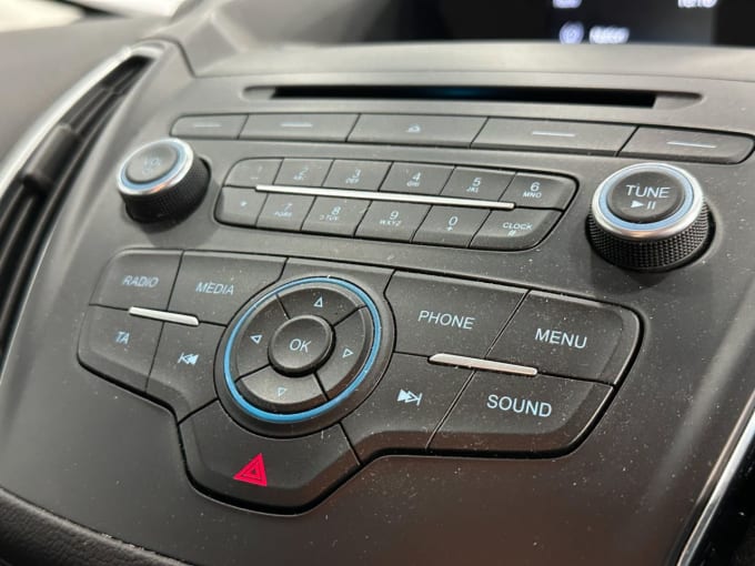 2025 Ford Grand C-max