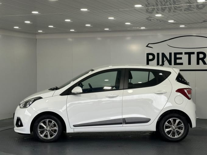2025 Hyundai I10