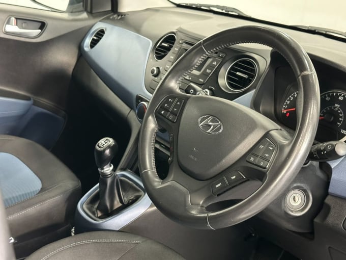 2025 Hyundai I10