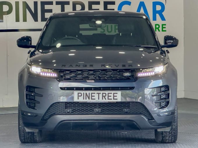 2025 Land Rover Range Rover Evoque