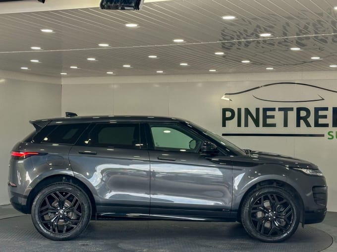 2025 Land Rover Range Rover Evoque