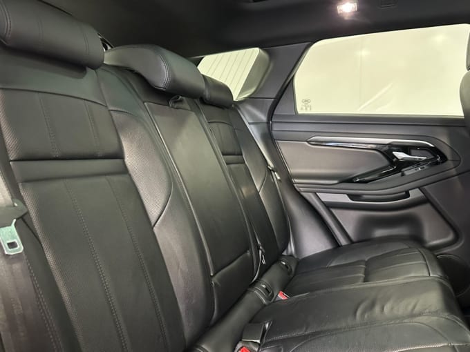 2025 Land Rover Range Rover Evoque