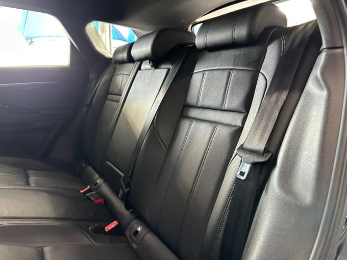 2025 Land Rover Range Rover Evoque