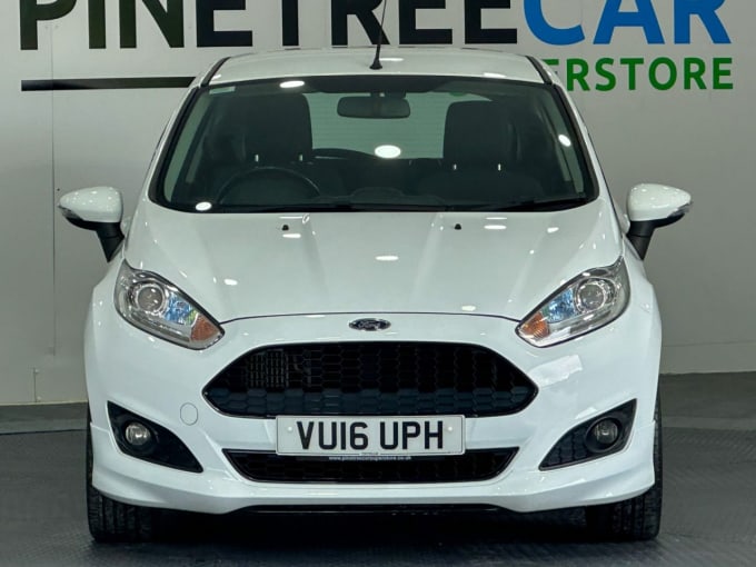 2025 Ford Fiesta