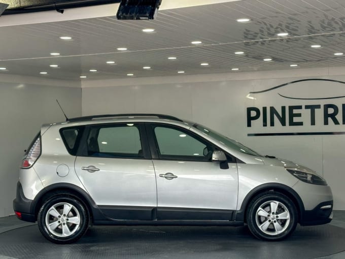 2014 Renault Scenic