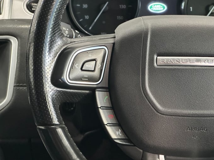 2025 Land Rover Range Rover Evoque