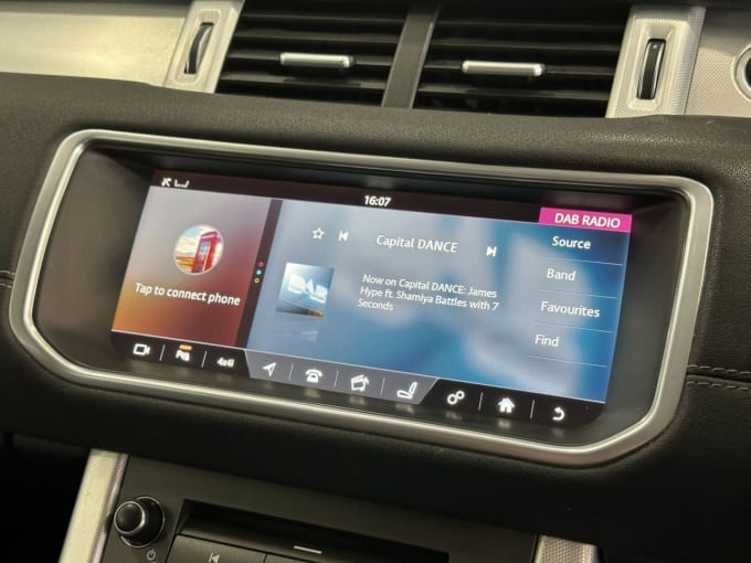 2025 Land Rover Range Rover Evoque