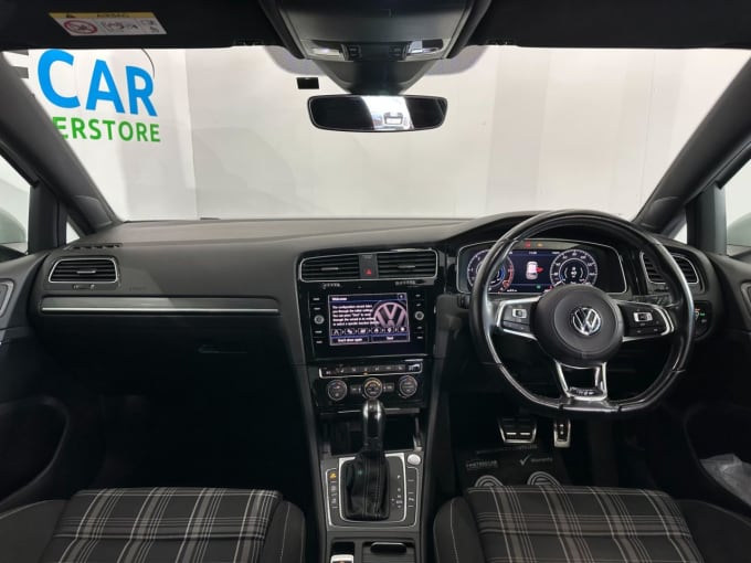 2025 Volkswagen Golf