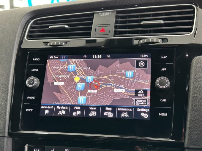 2025 Volkswagen Golf