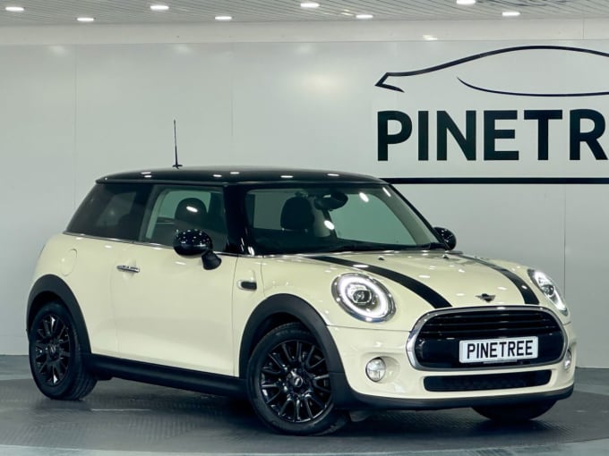 2025 Mini Hatch