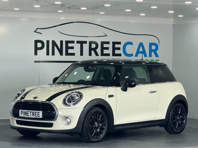 2025 Mini Hatch