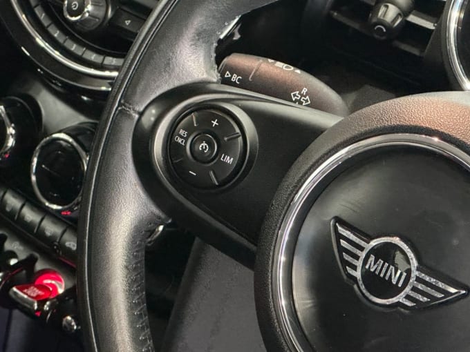2025 Mini Hatch