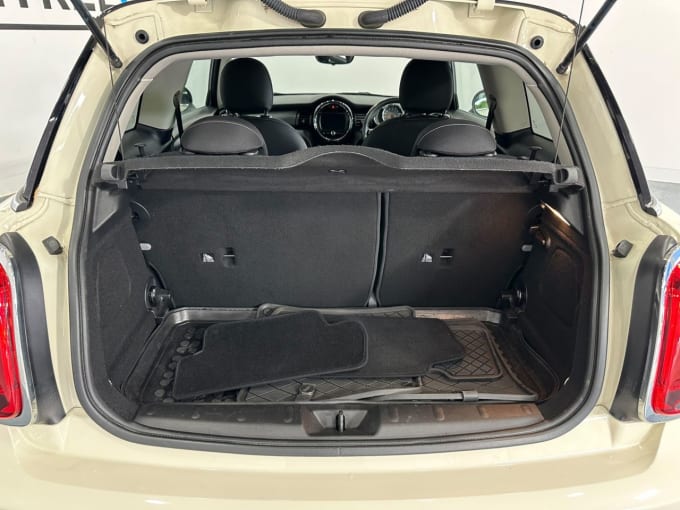 2025 Mini Hatch