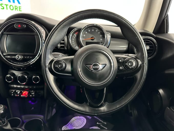 2025 Mini Hatch
