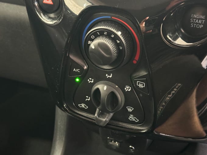 2025 Peugeot 108
